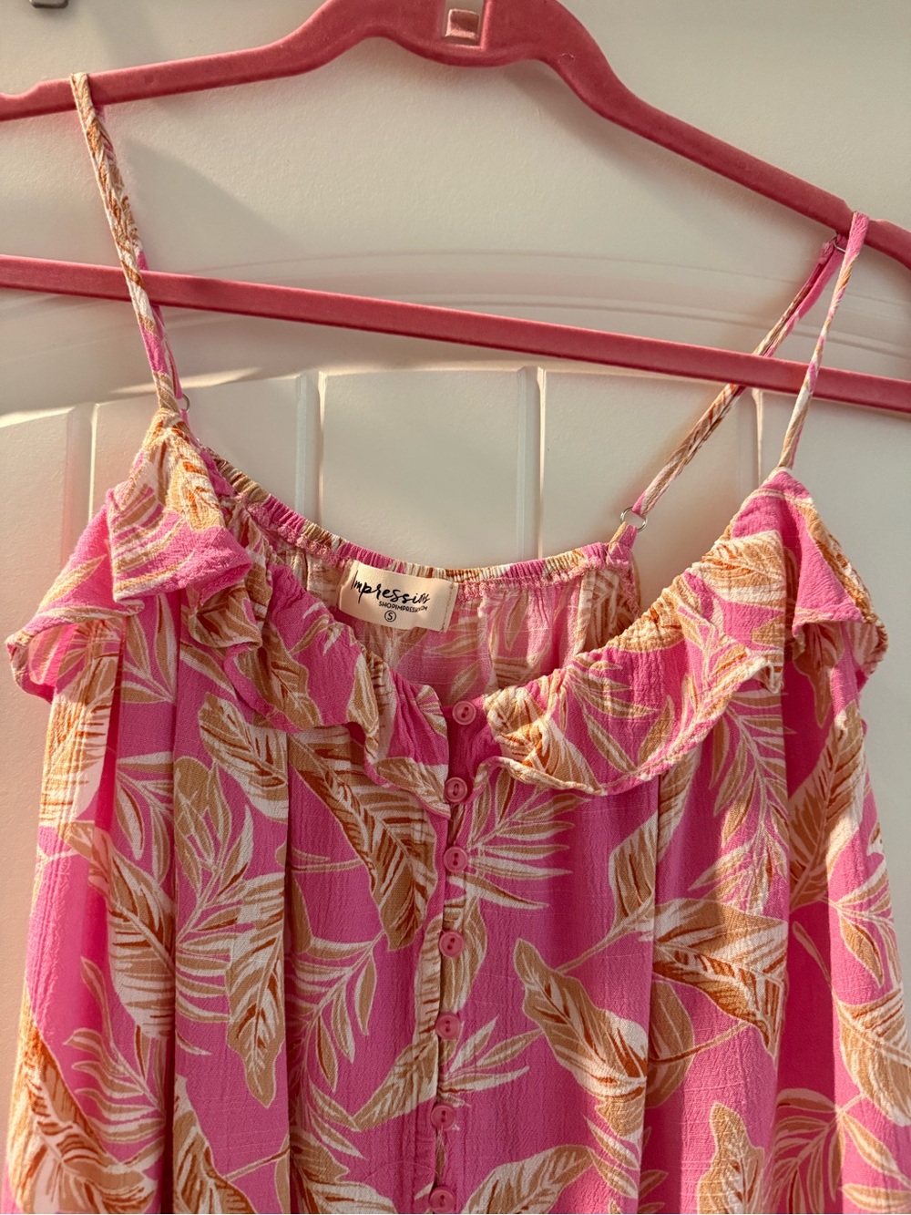 Impressions Pink Tropical Leaf Ruffle Cami with Tan Accents - Picture 2 of 4